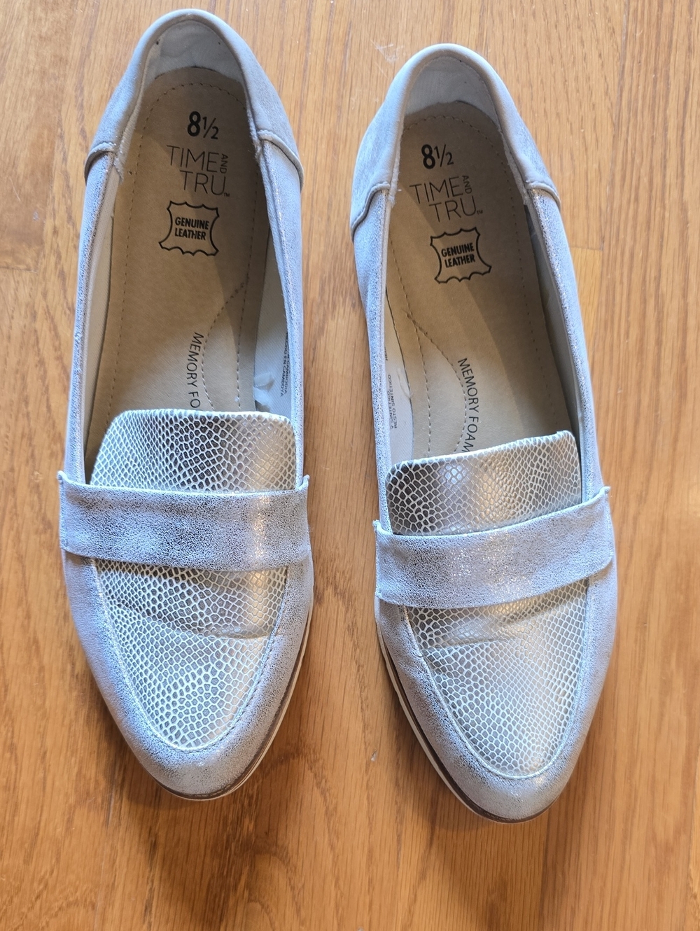 Time and Tru Metallic Leather Slip-On Loafers | 8.5